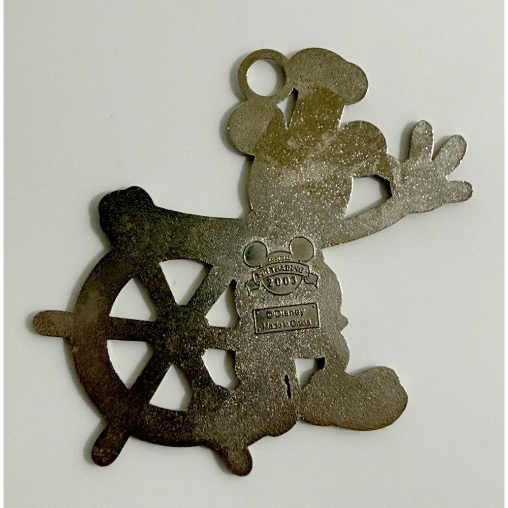 Disney‎ Pin Lanyard Steamboat Willie Medallion Only